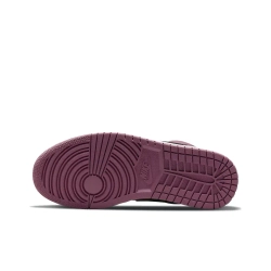 Женские кроссовки Air Jordan 1 Low SE 'Light Mulberry' DC7268-500