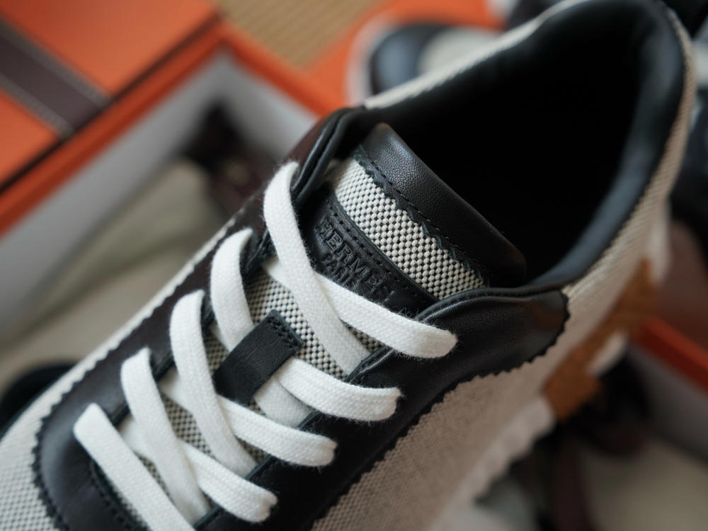 Кроссовки Bouncing