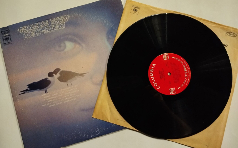 Винтажная виниловая пластинка LP Charlie Byrd Delicately The Stroke Of Genius (USA 1968)