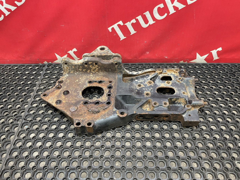 Кронштейн рессоры передней правый