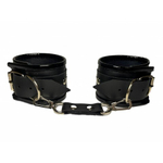 Наручники из эко-кожи черные
