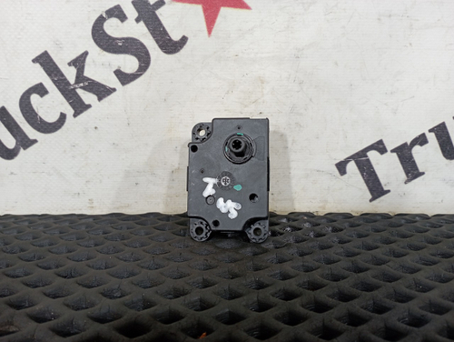 Моторчик заслонки печки