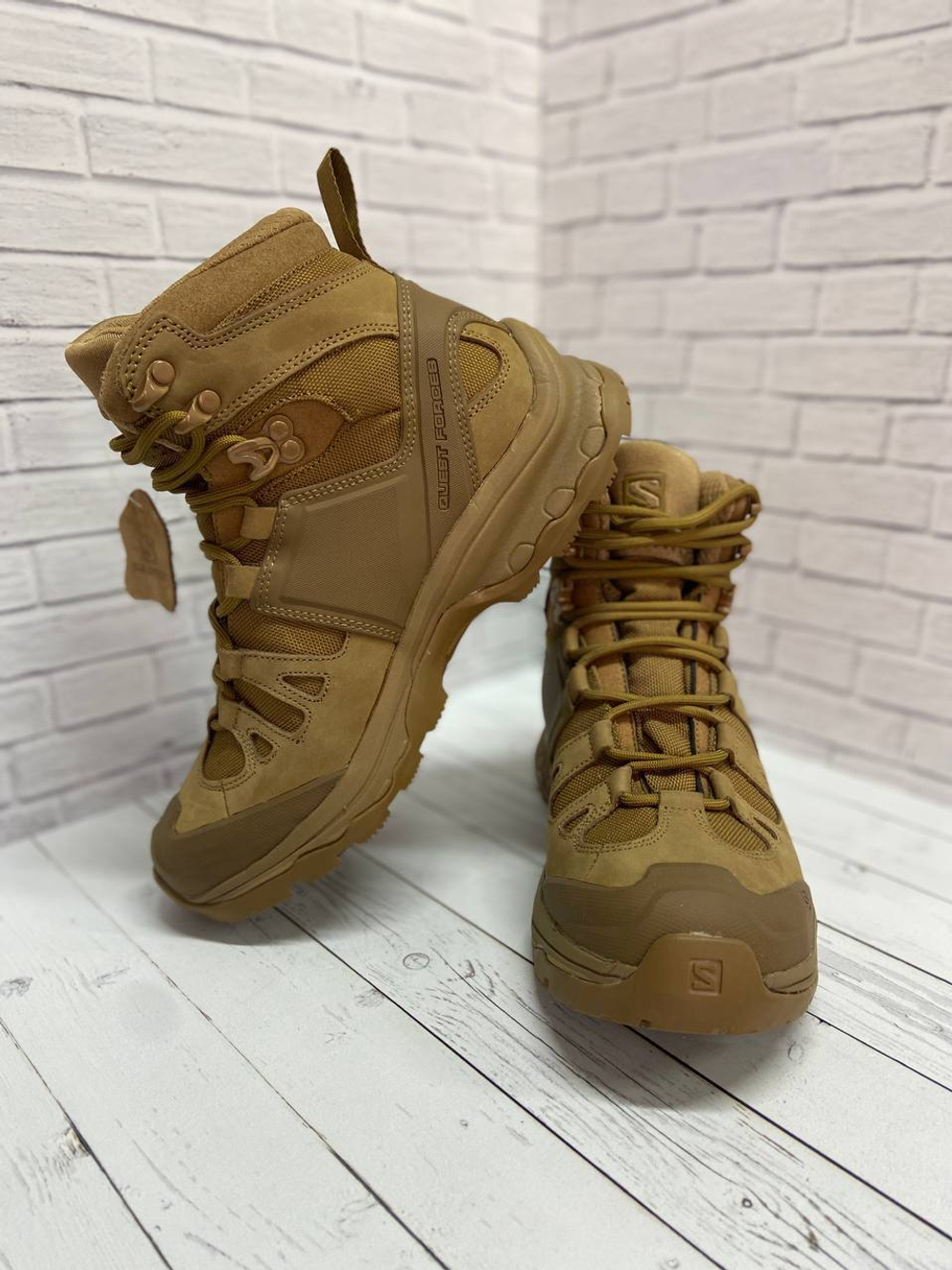 Ботинки Salomon / осень-зима / песок