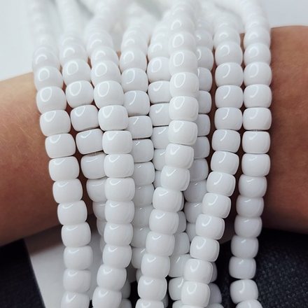 Бусина стекло, лэмпворк, белые бусины, р-р 8мм, цена за 30 шт