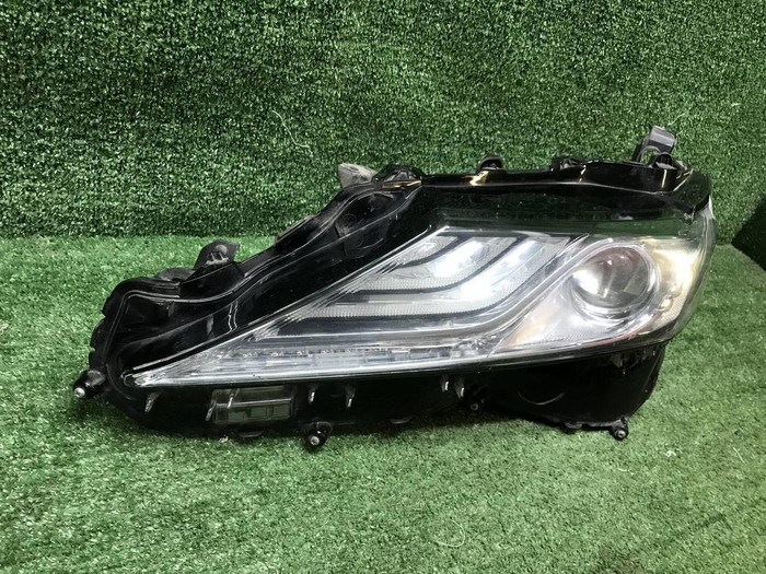 Фара левая Toyota Camry xv70 (2020-н.в.) LED