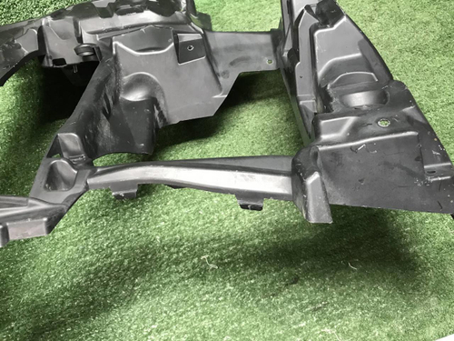 Кронштейн переднего бампера BMW X5 G05 (18-23)