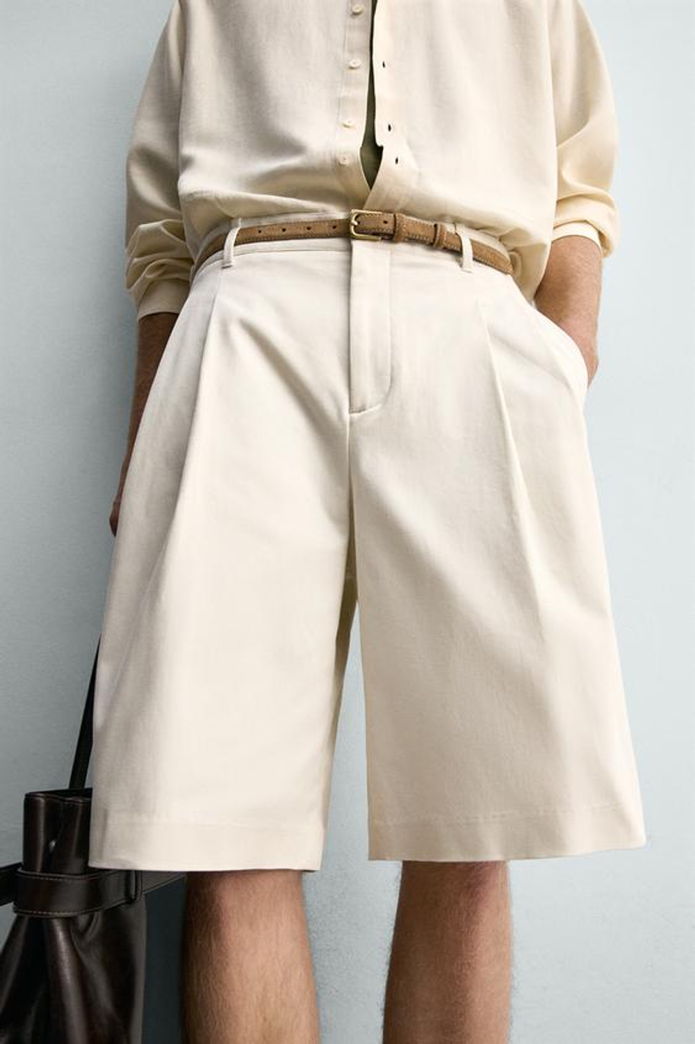 ZARA ШОРТЫ WIDE FIT С ЗАЩИПАМИ, ЖЕЛТОВАТО-БЕЛЫЙ