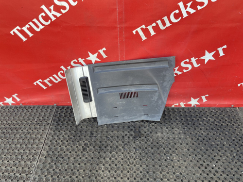 Пaнель спального мeстa лeвaя