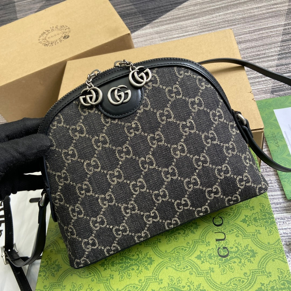 Gucci Ophidia GG Shoulder Bag 23 cm