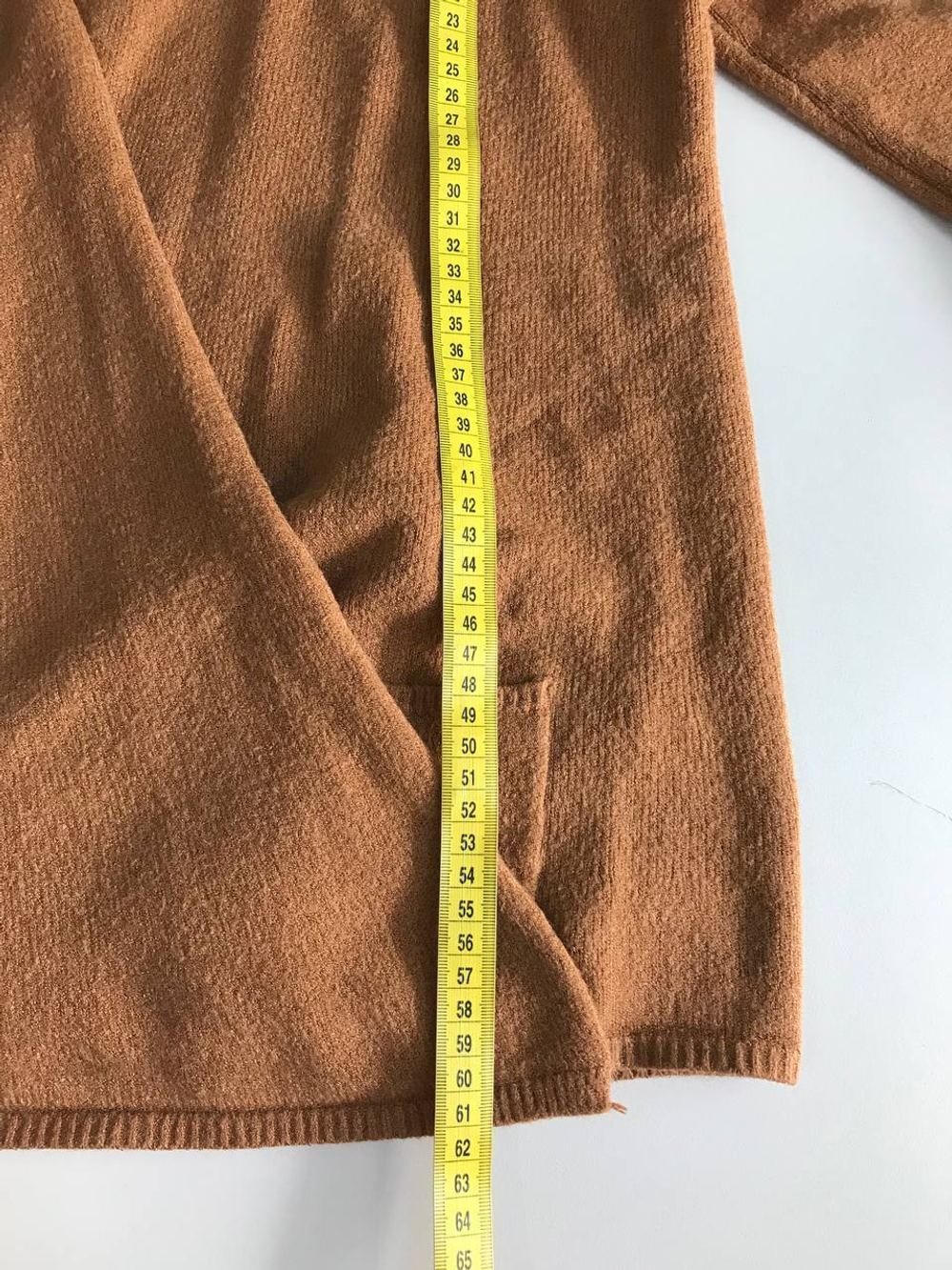 Кардиган модного оттенка, визуально на 46 размер