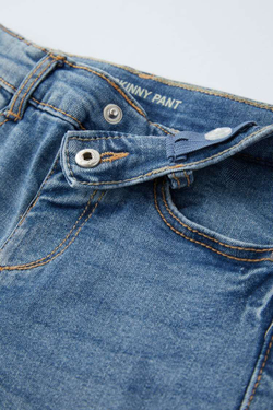 ZARA ДЖИНСЫ THE SKINNY FIT, ВЫЦВЕТШИЙ СИНИЙ