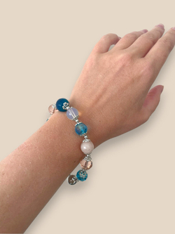 Браслет из бусин с магнитной застежкой