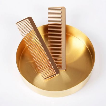 Расческа металлическая золотая