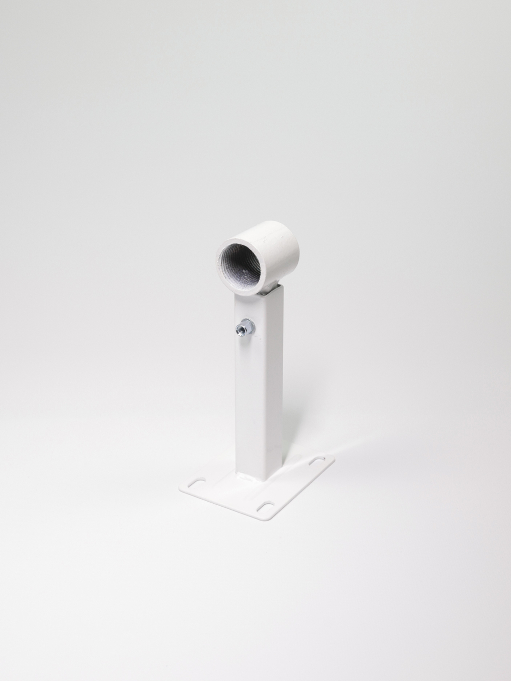 С15.9 Кронштейн крепления расширительного бака белый 1"