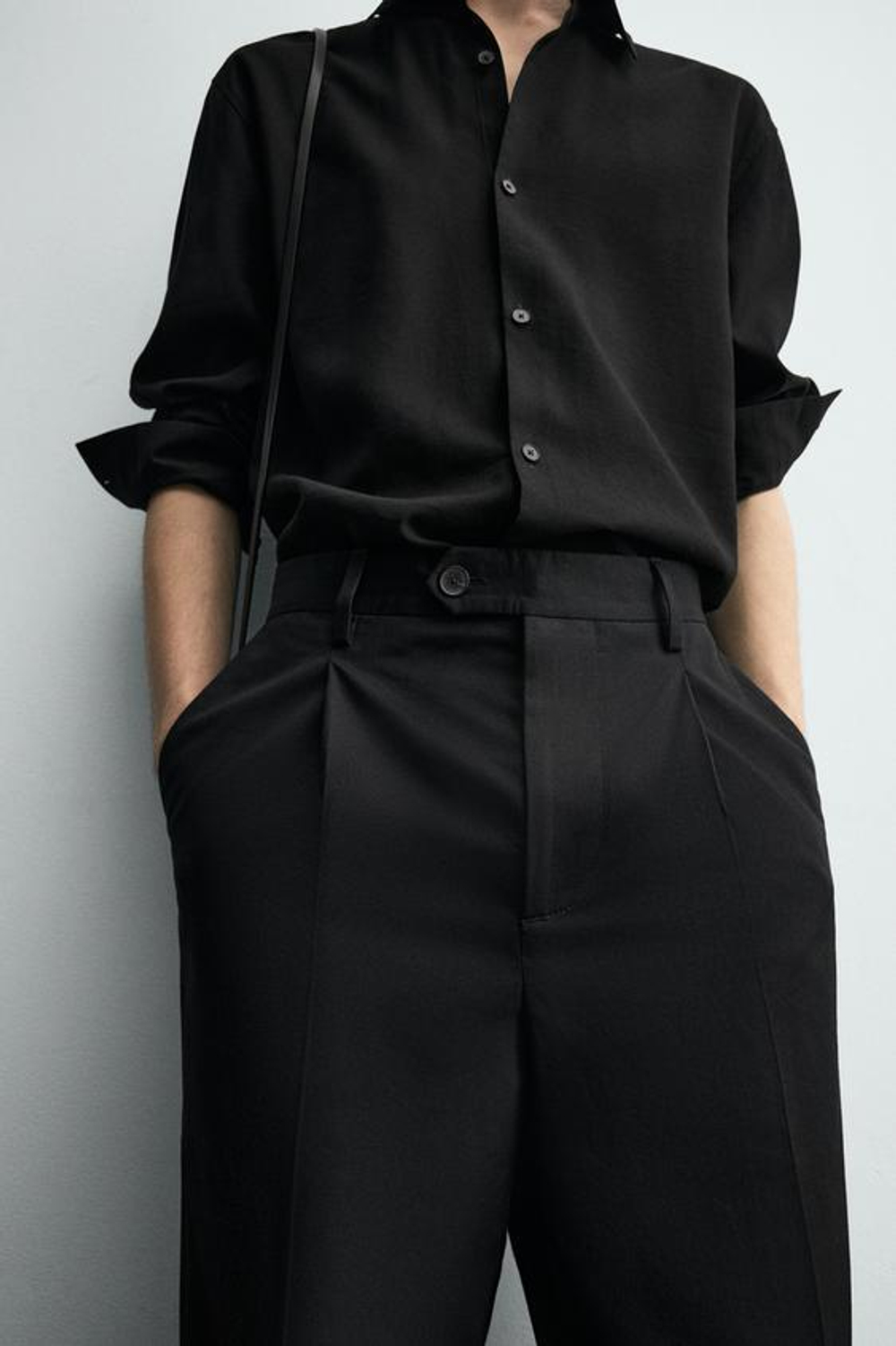 ZARA КОСТЮМНЫЕ БРЮКИ СО СКЛАДКАМИ LIMITED EDITION, ЧЕРНЫЙ