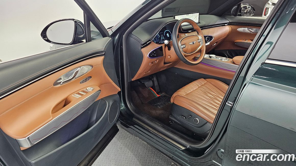 Genesis GV70 2.5T Бензин 2WD (03.2021)
