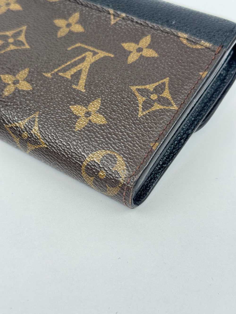 Кошелек Louis Vuitton