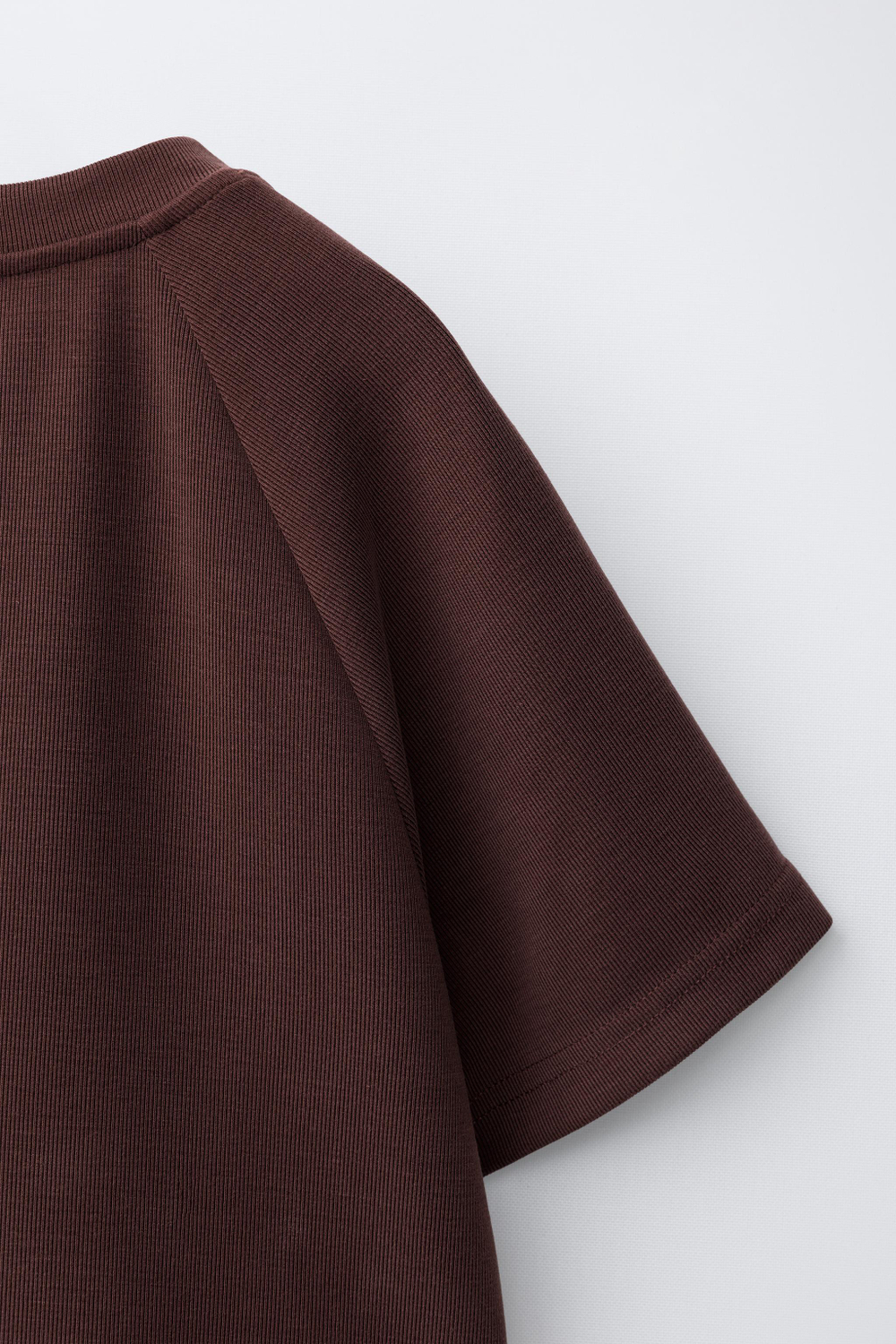ZARA ФУТБОЛКА С КОНТРАСТНОЙ РЕЛЬЕФНОЙ НАДПИСЬЮ, БОРДОВЫЙ