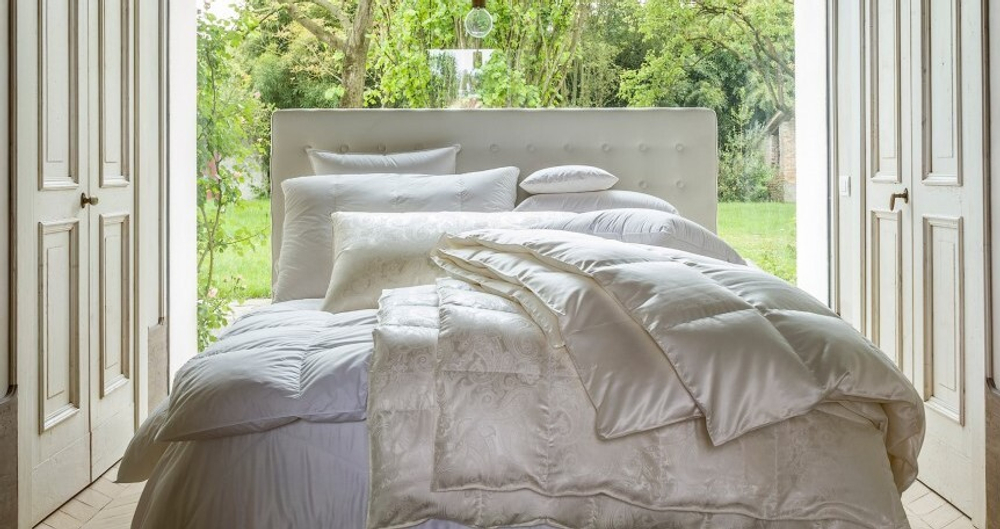 Подушка пуховая 50x75 Christian Fischbacher Gstaad