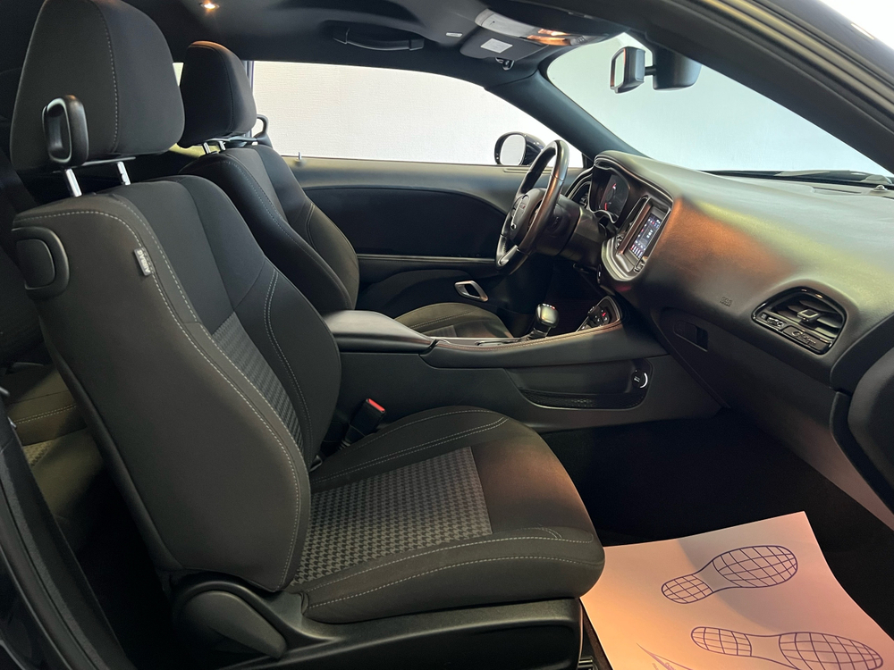 Dodge Challenger, 2020 год