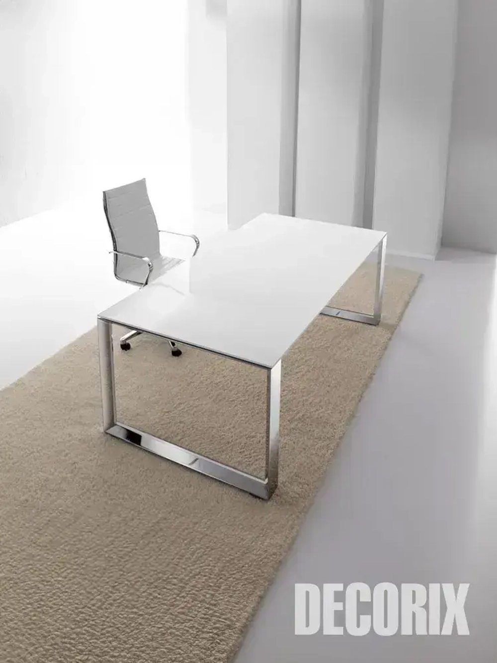 Лак акриловый глянцевый аэрозольный DECORIX в баллончике 520 мл прозрачный бесцветный для любых поверхностей