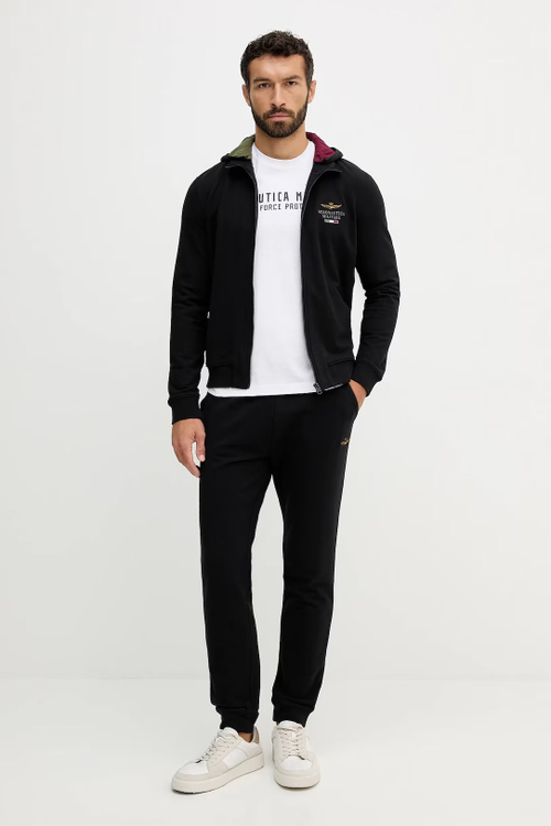 Спортивный костюм из хлопка