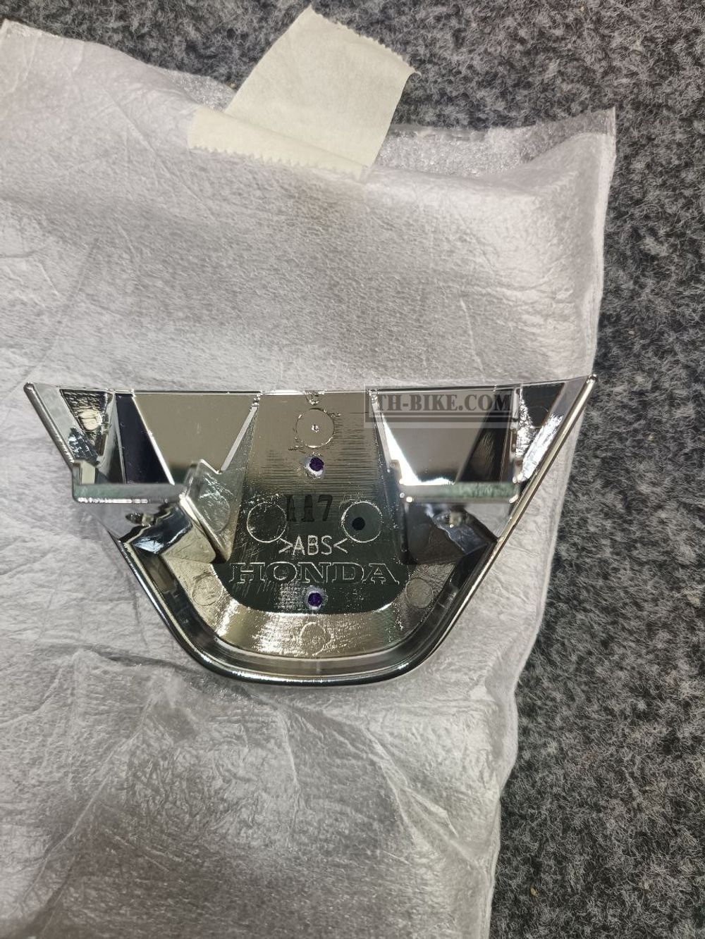 83405-K0G-900. COVER, SEAT HINGE. HONDA