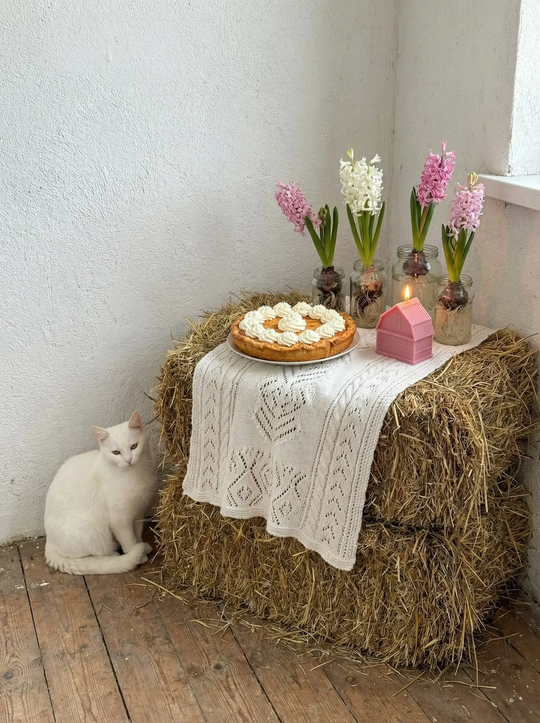 Свеча Дачный домик в розовом цвете