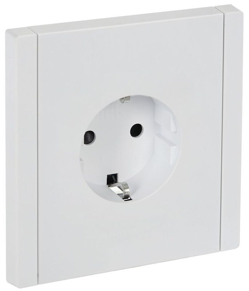 Розетка СП FORTE&amp;PIANO FP215 16А с заземл. защ. шторки винт. крепл. бел. IEK FP-R14-16-K01