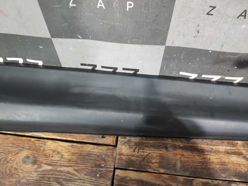 Накладка двери передней правой Mazda CX-5 1 (KE) 11-17 Б/У  KR1151RA1