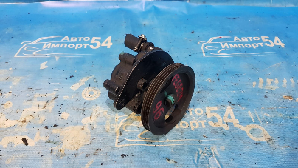 Насос ГУР NISSAN CARAVAN 1986-2001