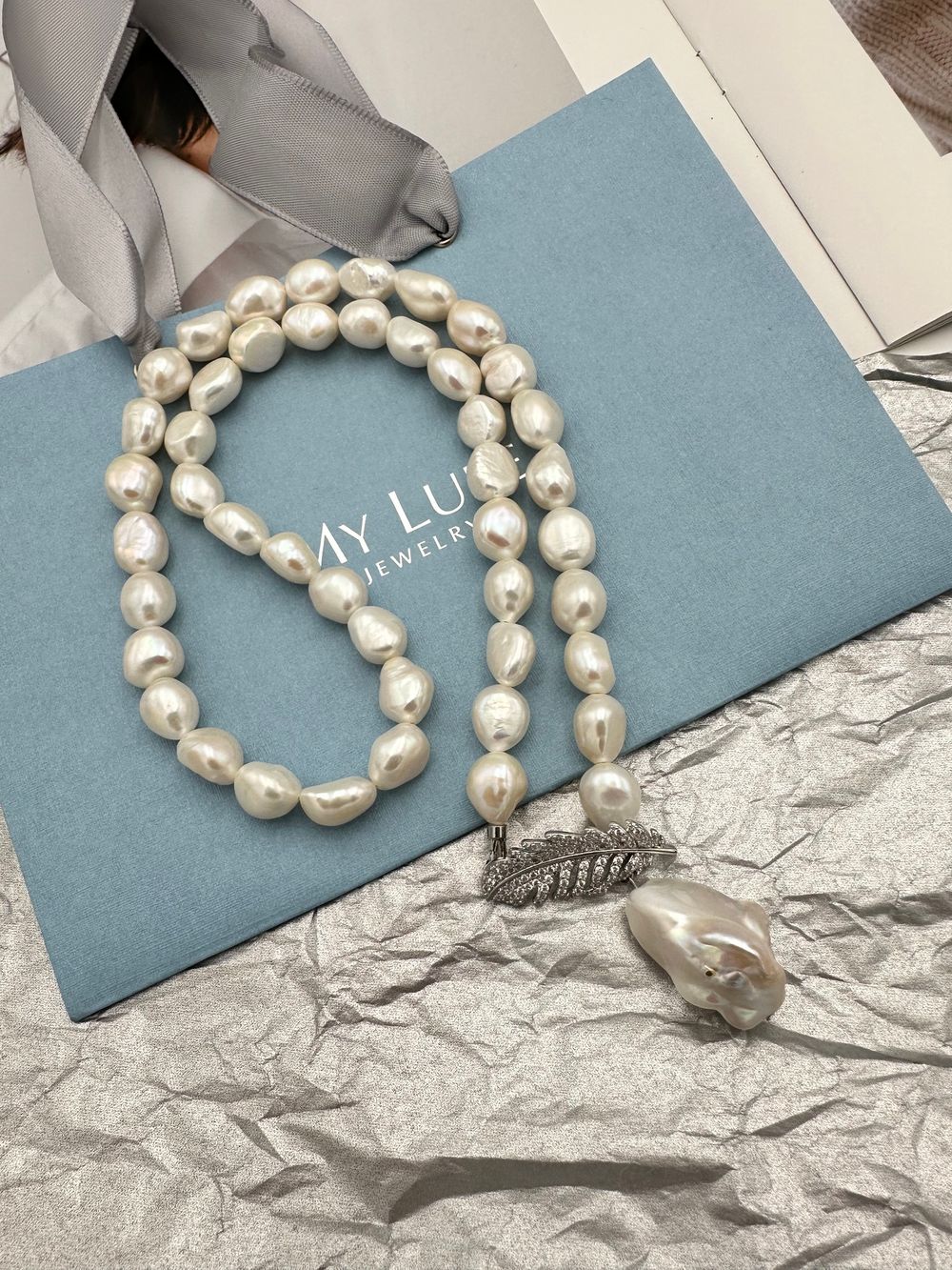 Роскошное колье-трансформер из барочного жемчуга