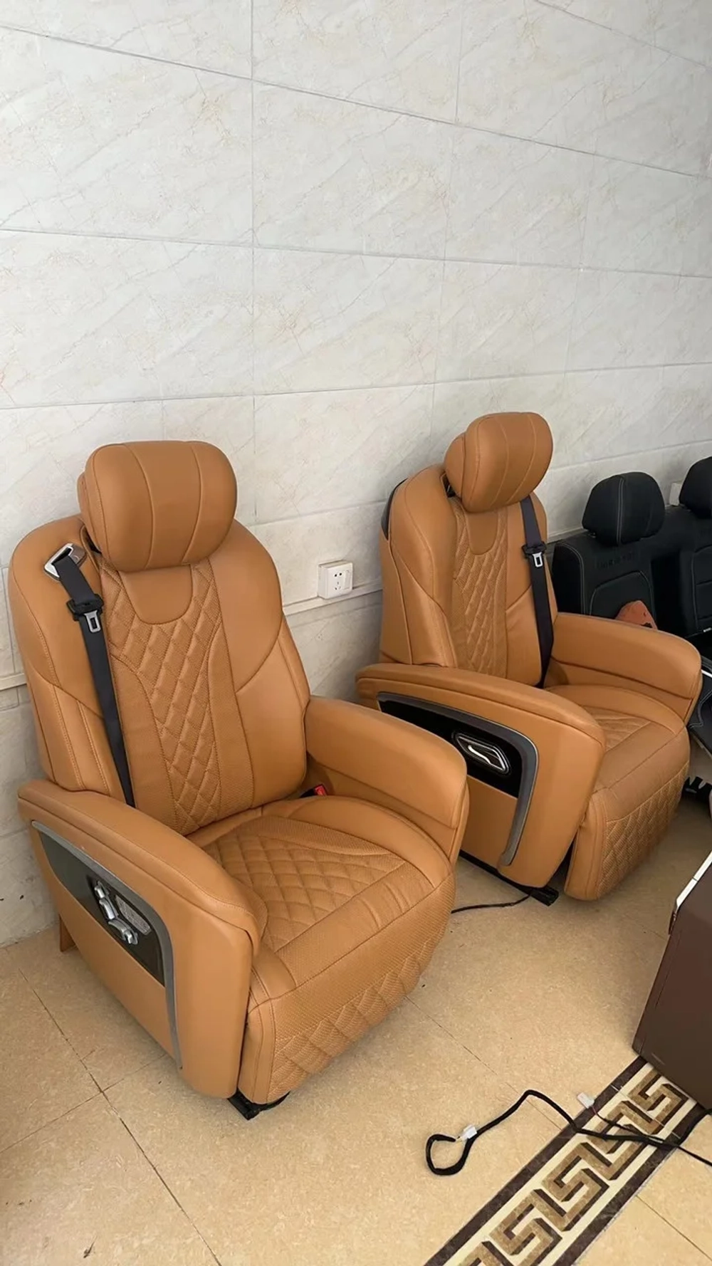 Сиденья капитанские кресла для Mercedes-Benz V-class / Vito W447 2015-2024+ Мерс кожаные сиденья сиденье кресла