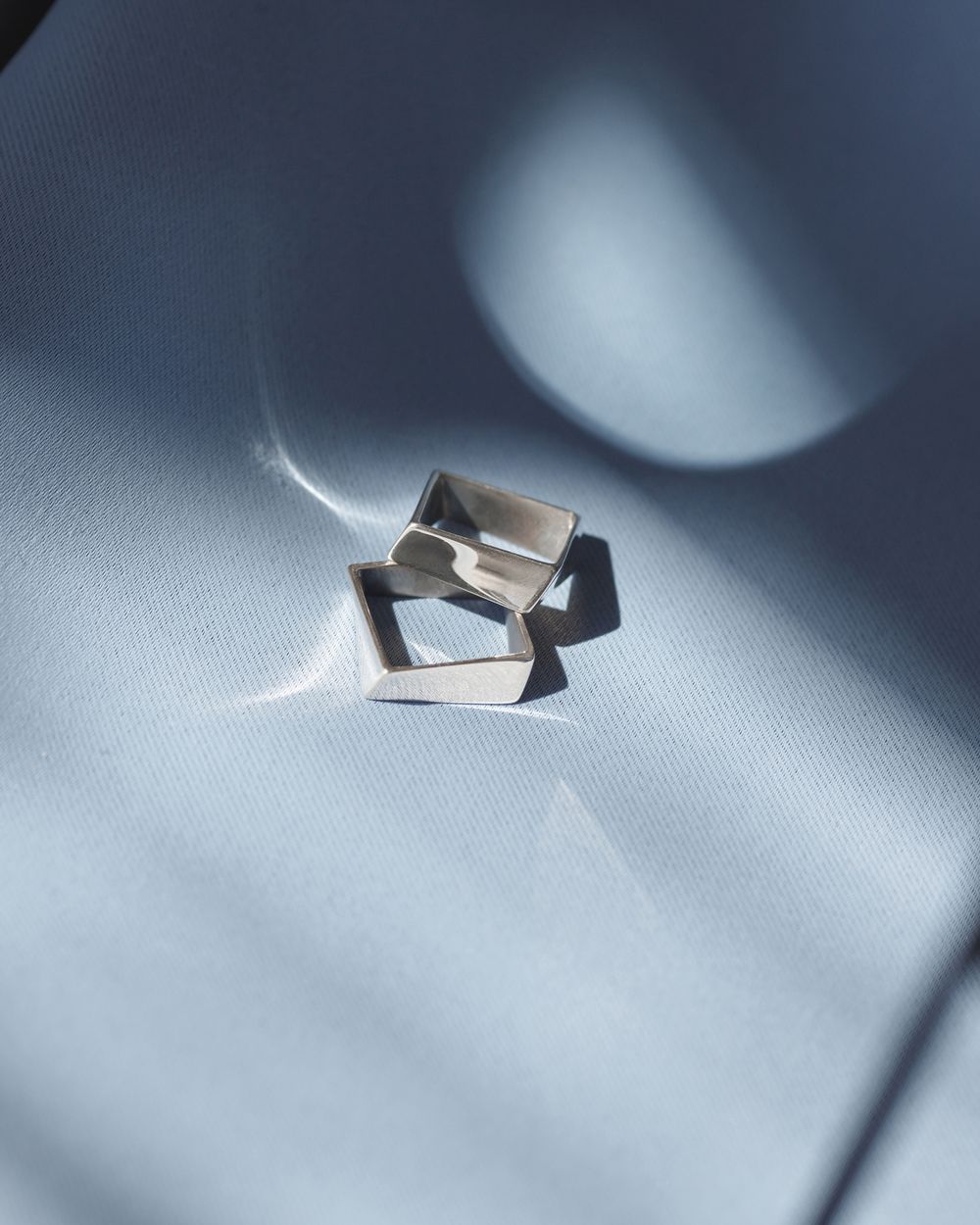 Кольцо Twisted Square