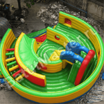 Надувная полоса препятствий "Мощный лабиринт" 20*10*6 м