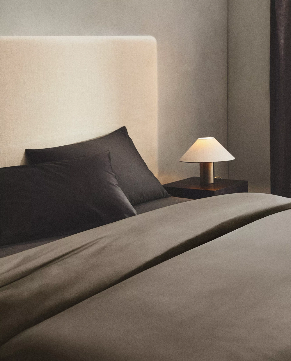 ZARA HOME (300 НИТЕЙ) ПОДОДЕЯЛЬНИК ИЗ САТИНА, ПЕПЕЛЬНЫЙ