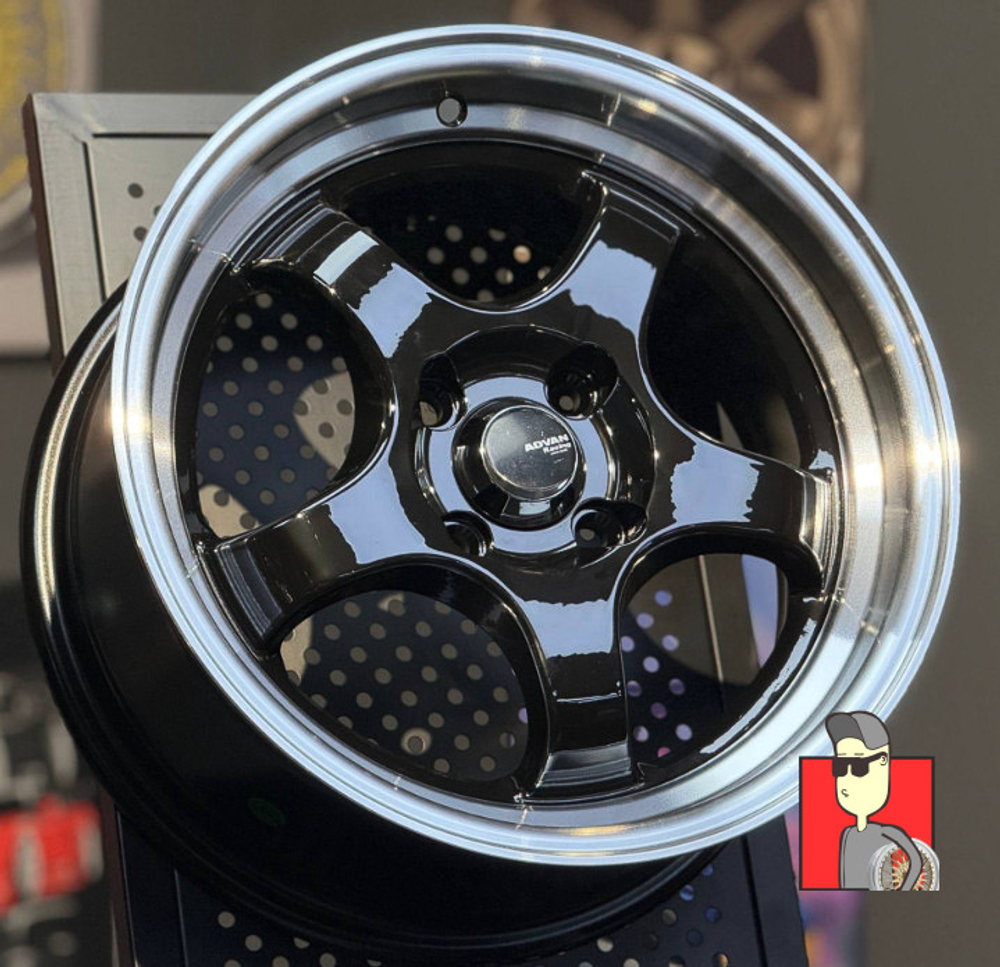 Комплект дисков Work 15x7 et32 4x100