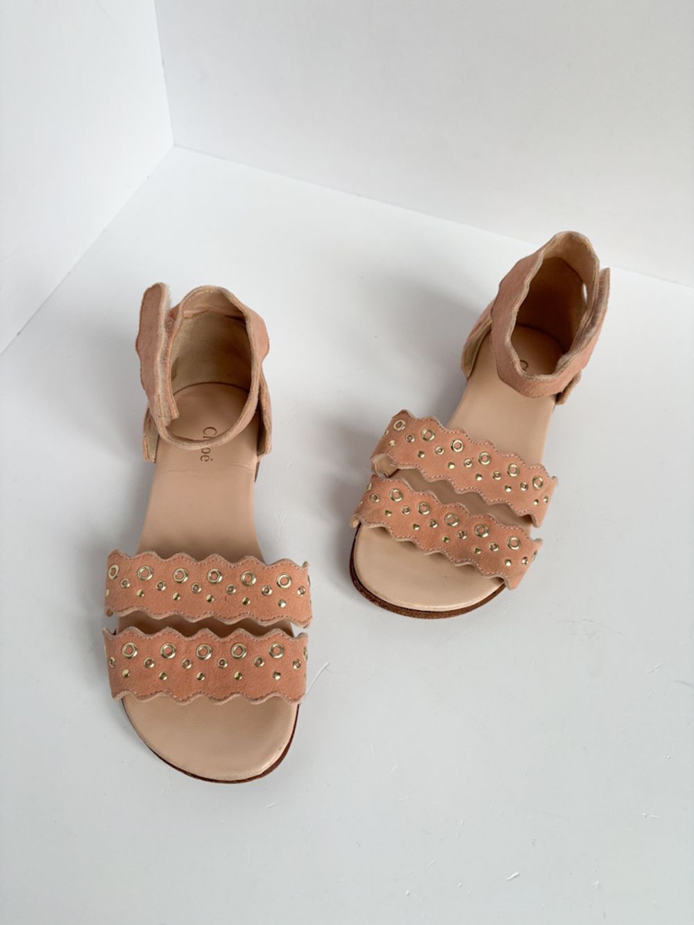 Замшевые босоножки Chloe, 28