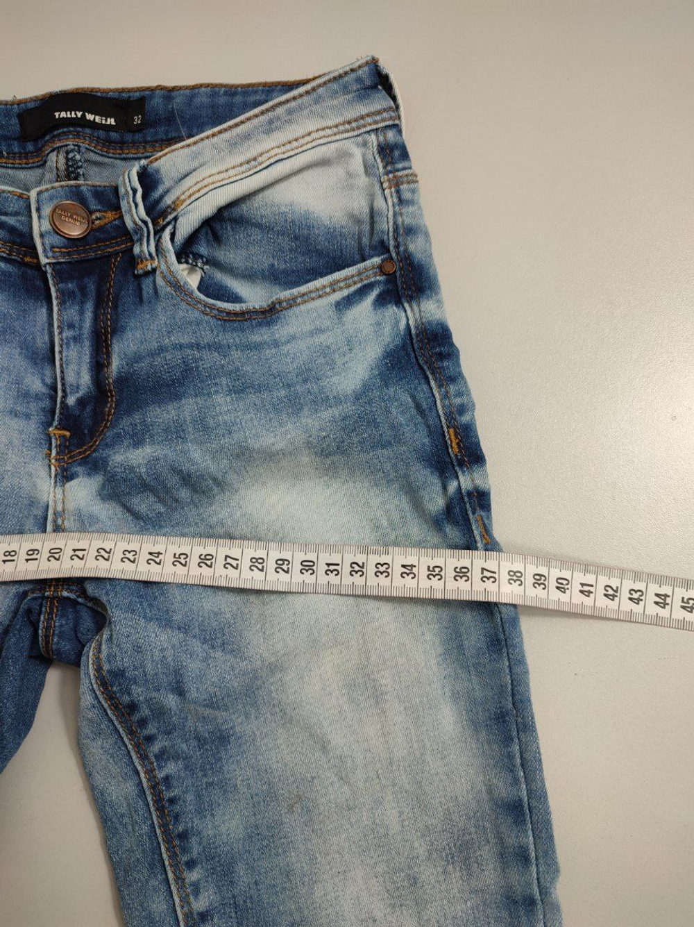 Джинсы Tally Weijl модные на 15 лет