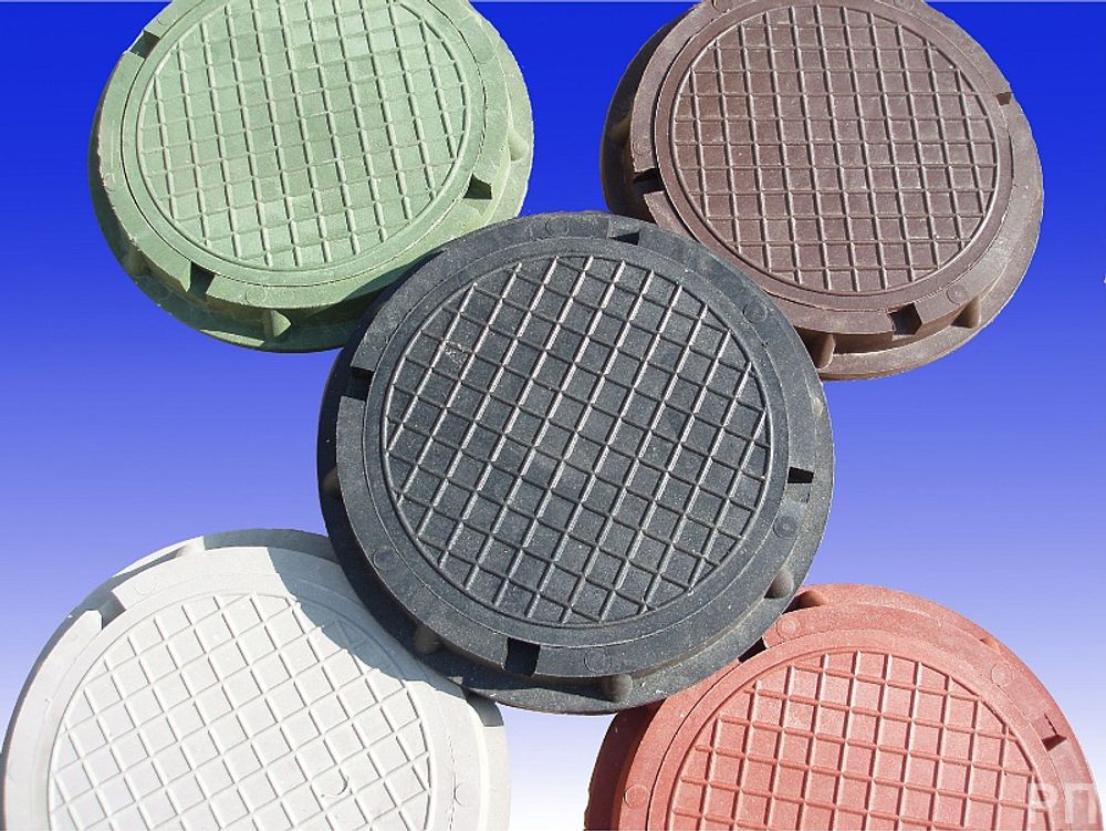 Люк пластиковый легкий