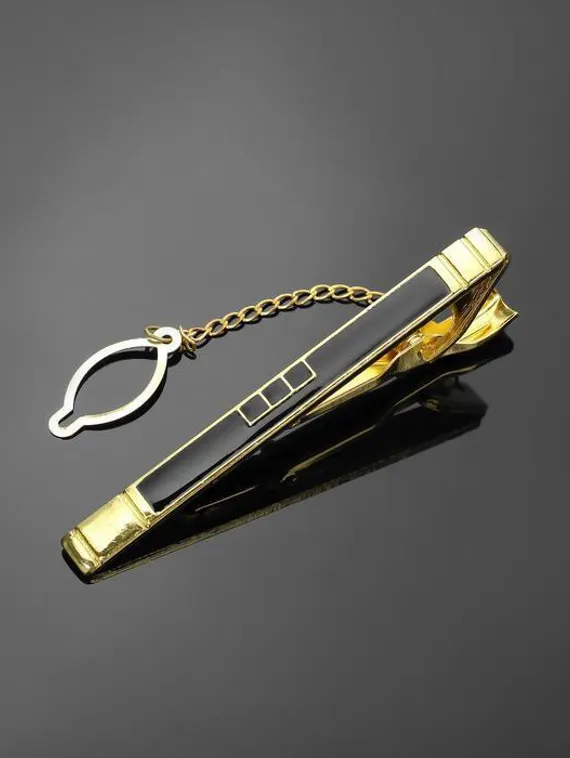 Зажим для галстука стальной "Классический" квадраты с эмалью, цвет чёрный в золоте