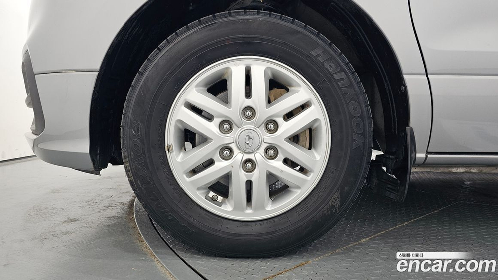 Hyundai The New Grand Starex Van 3-х местный (08.2019)