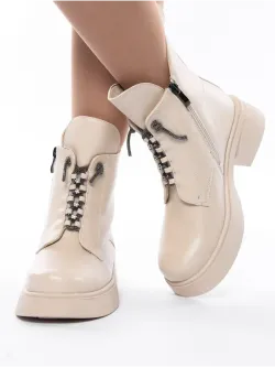 Зимние ботинки на высокой платформе