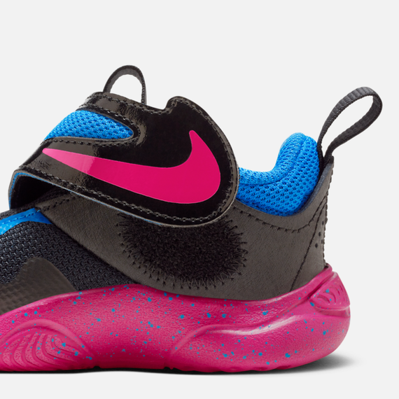 NIKE Team Hustle D 11 Детская обувь, низкий рост, черно-белый, для маленьких