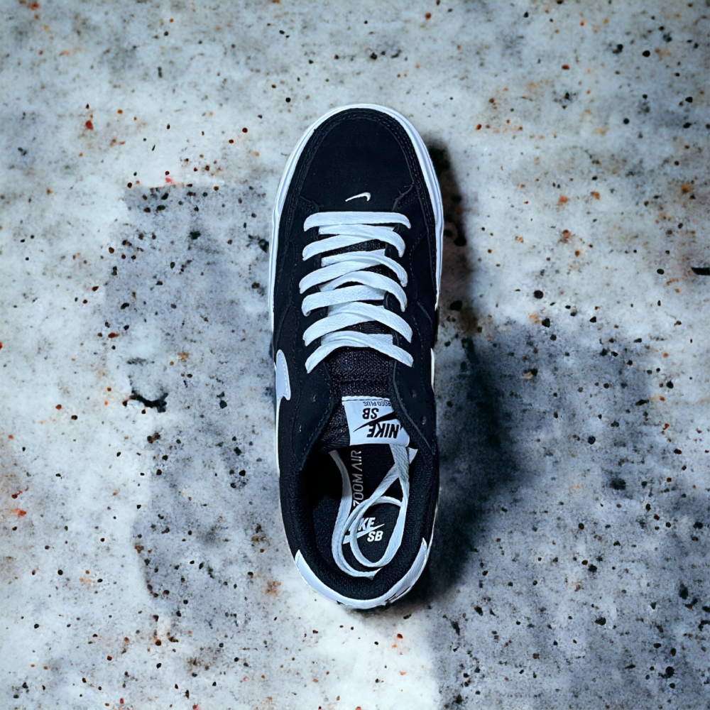 Nike SB Pogo Plus • Black/White