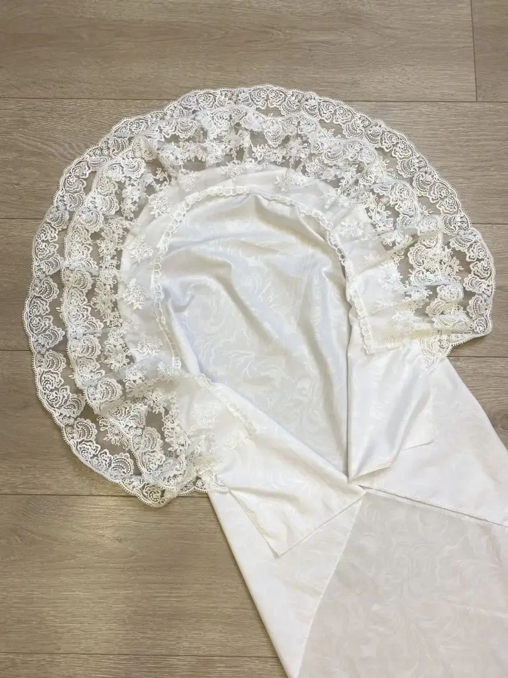 Кружевной уголок на выписку