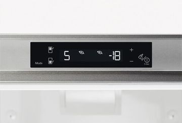Встраиваемый холодильник Electrolux ENG 2854