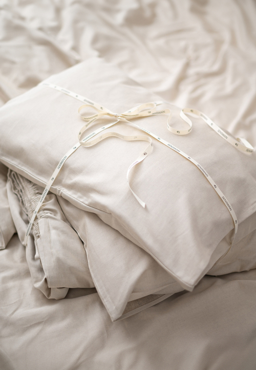 Постельное бельё из льняного сатина