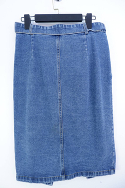 Юбка джинсовая интересного и стильного кроя 46 размера
