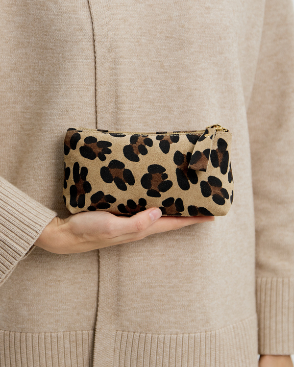 Косметичка 699 15 леопард крупный